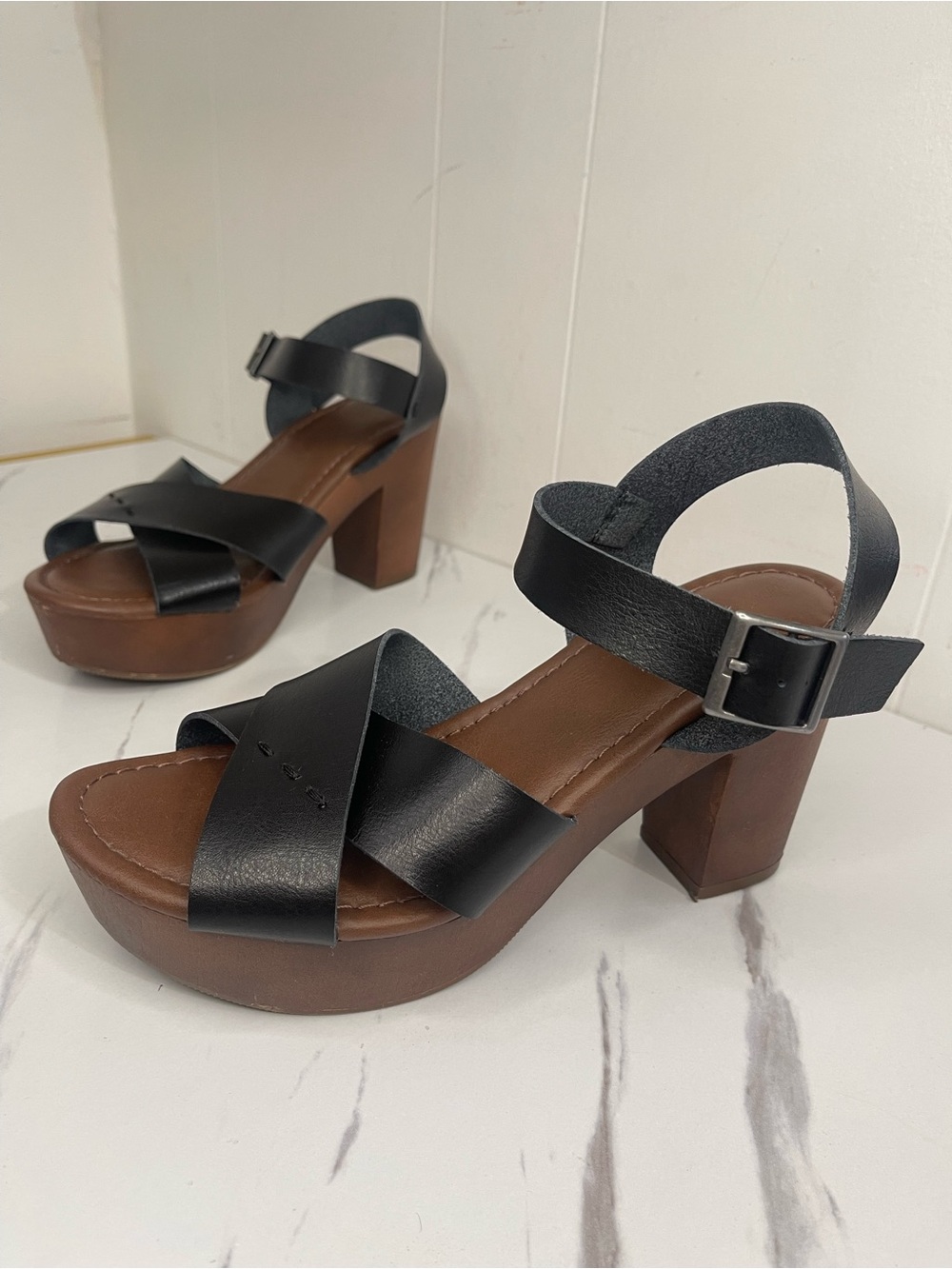 Black and Brown Platform Block Heel Sandals Size 8 Universal Thread